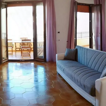 Casa 8 Posti Letto *